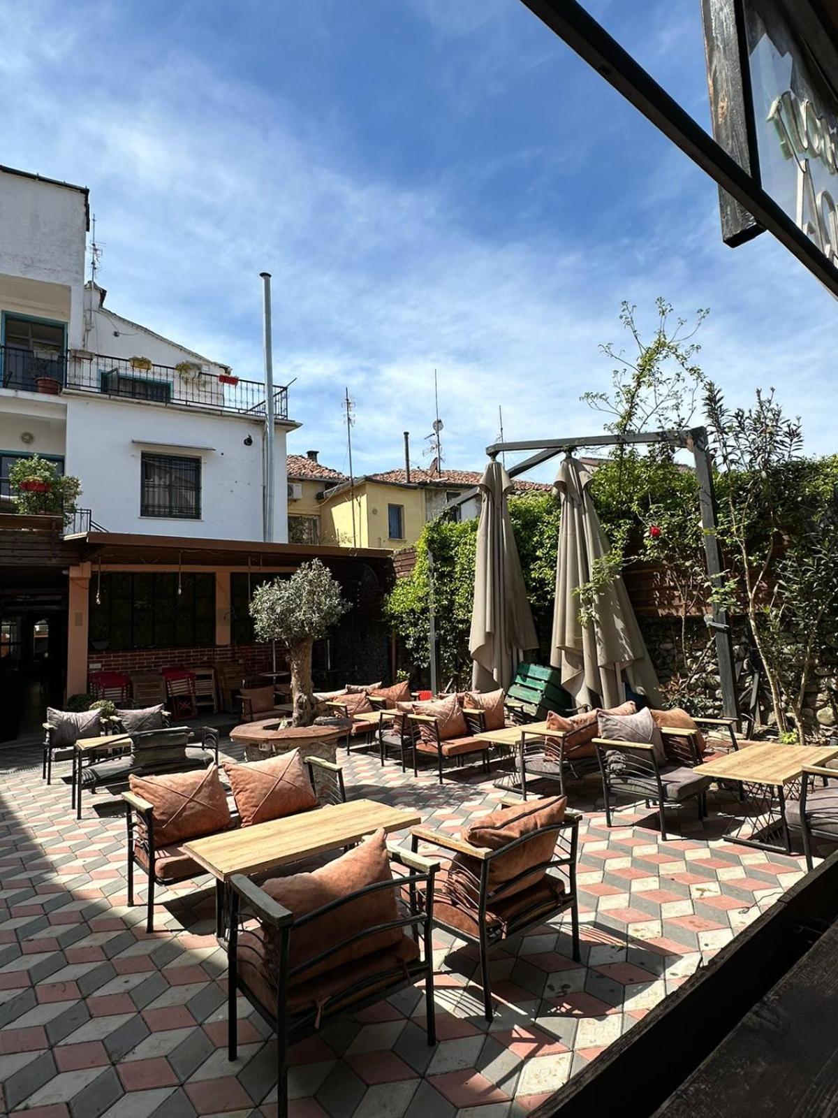 Kultura Hostel Shkodër Eksteriør bilde